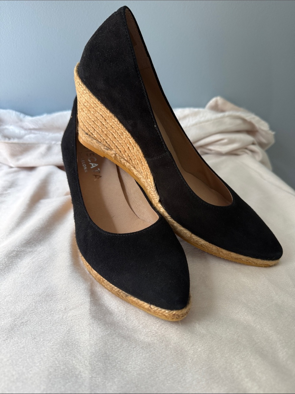 Never worn! Viscata Espadrilles Roses Canvas V Cut Espadrille Wedges Size 40 - Picture 5 of 8